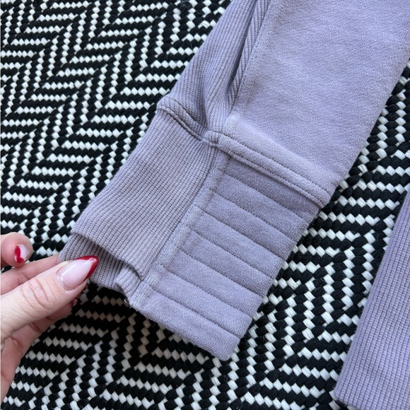 Lululemon Women's Lavender Zip-Up Jacket - Picture 2 of 9